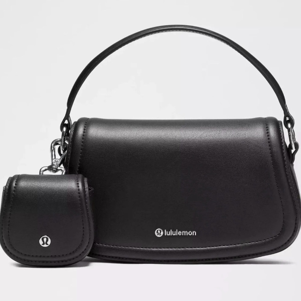 lululemon Cactus Leather mini Classic Black Shoulder Bag Set 1.5 L